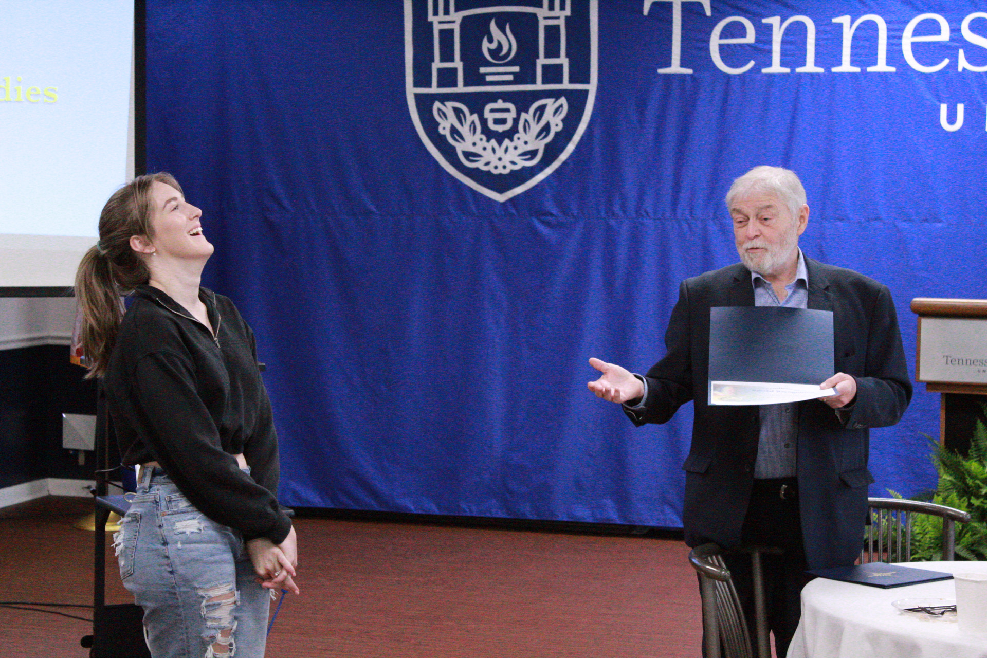 How To Say Thank You – The Graduating Seniors of the Communication Department’s PartyÂ