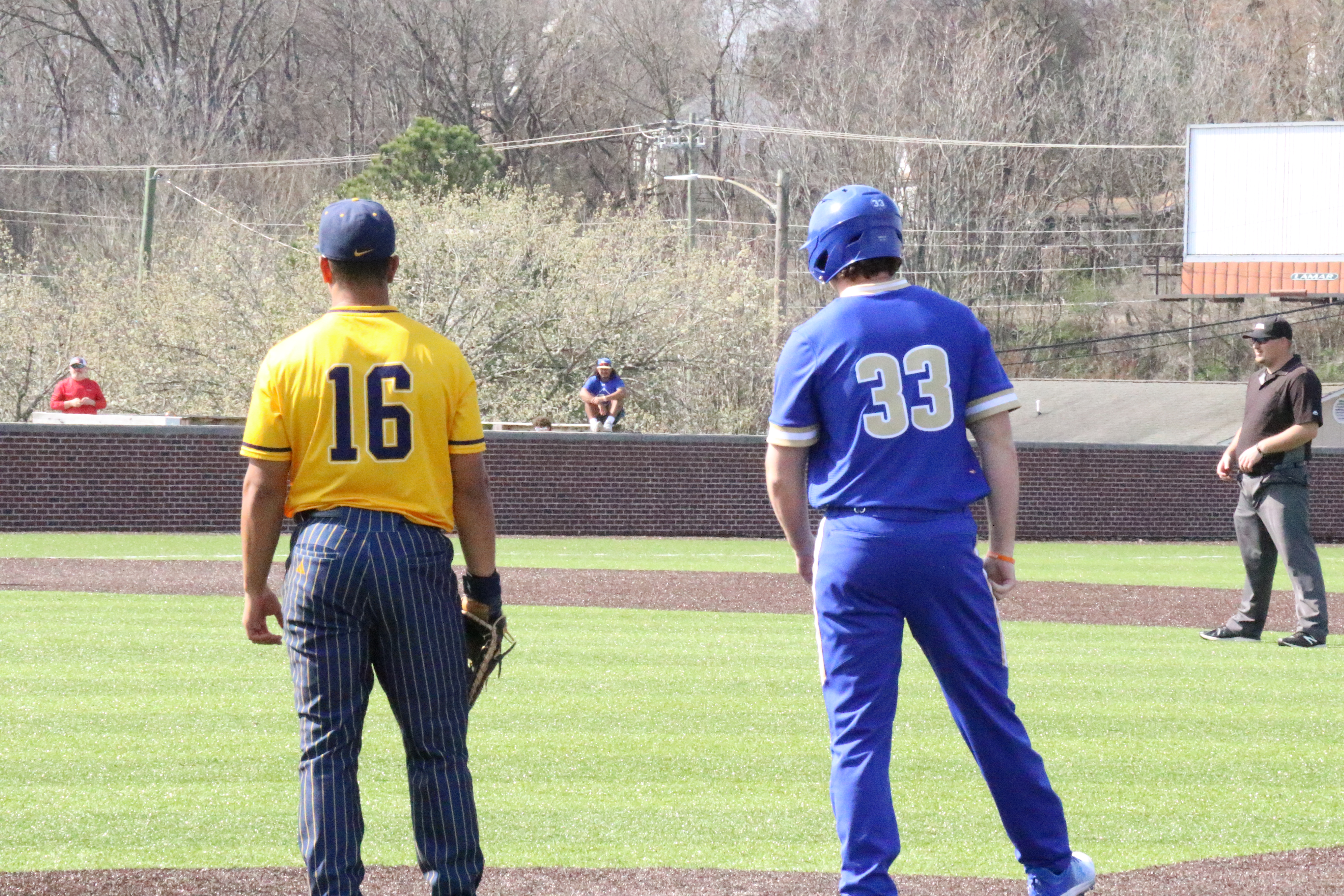 No.1 Bulldogs Defeat Three Ranked Opponents in East West Challenge